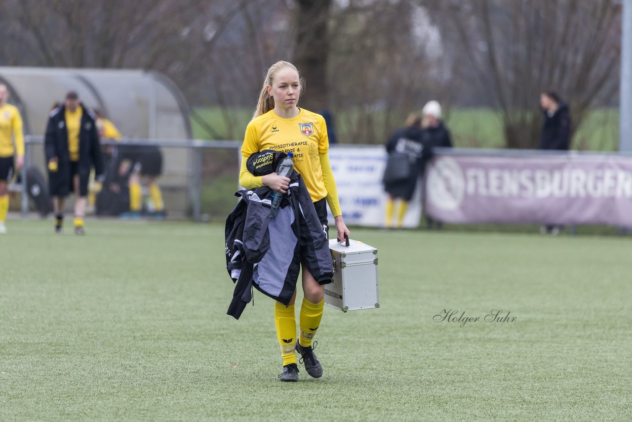 Bild 497 - F SSC Hagen Ahrensburg - SV Frisia Risum-Lindholm : Ergebnis: 1:2